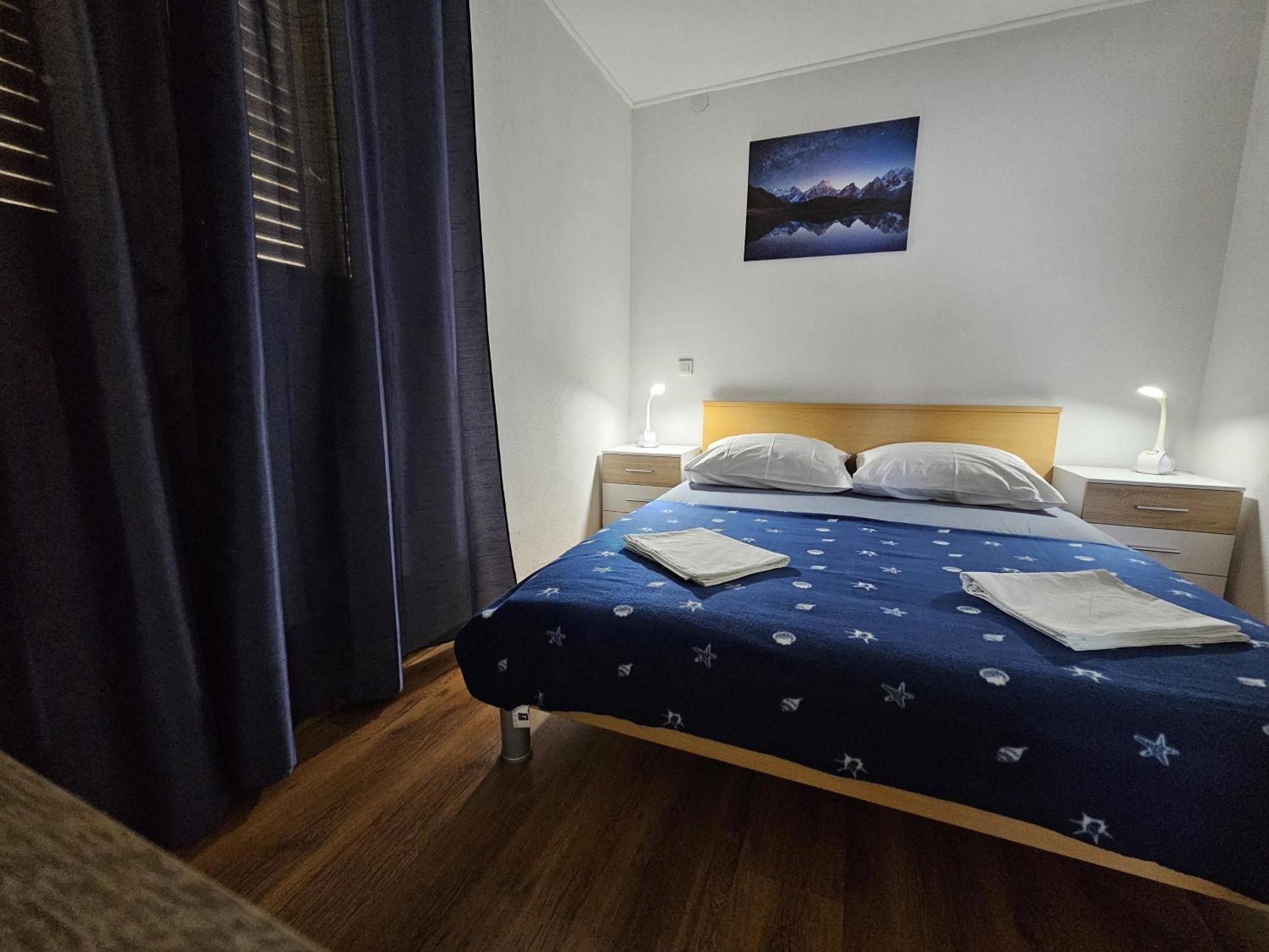 Modern Apartment Nikola In A Quiet Area Kastel Stari Exterior photo